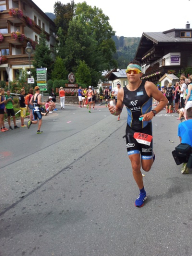 Lauf durch die Innenstadt von Zell am See